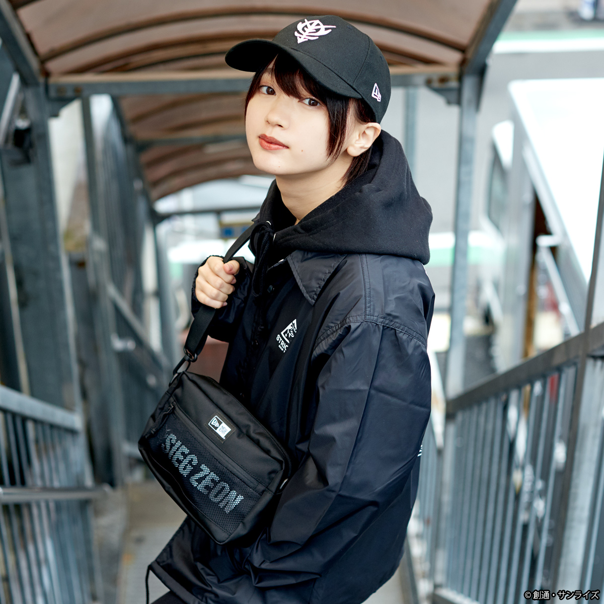 STRICT-G New Era 「機動戰士鋼彈」 箱型後背包:圖片 9